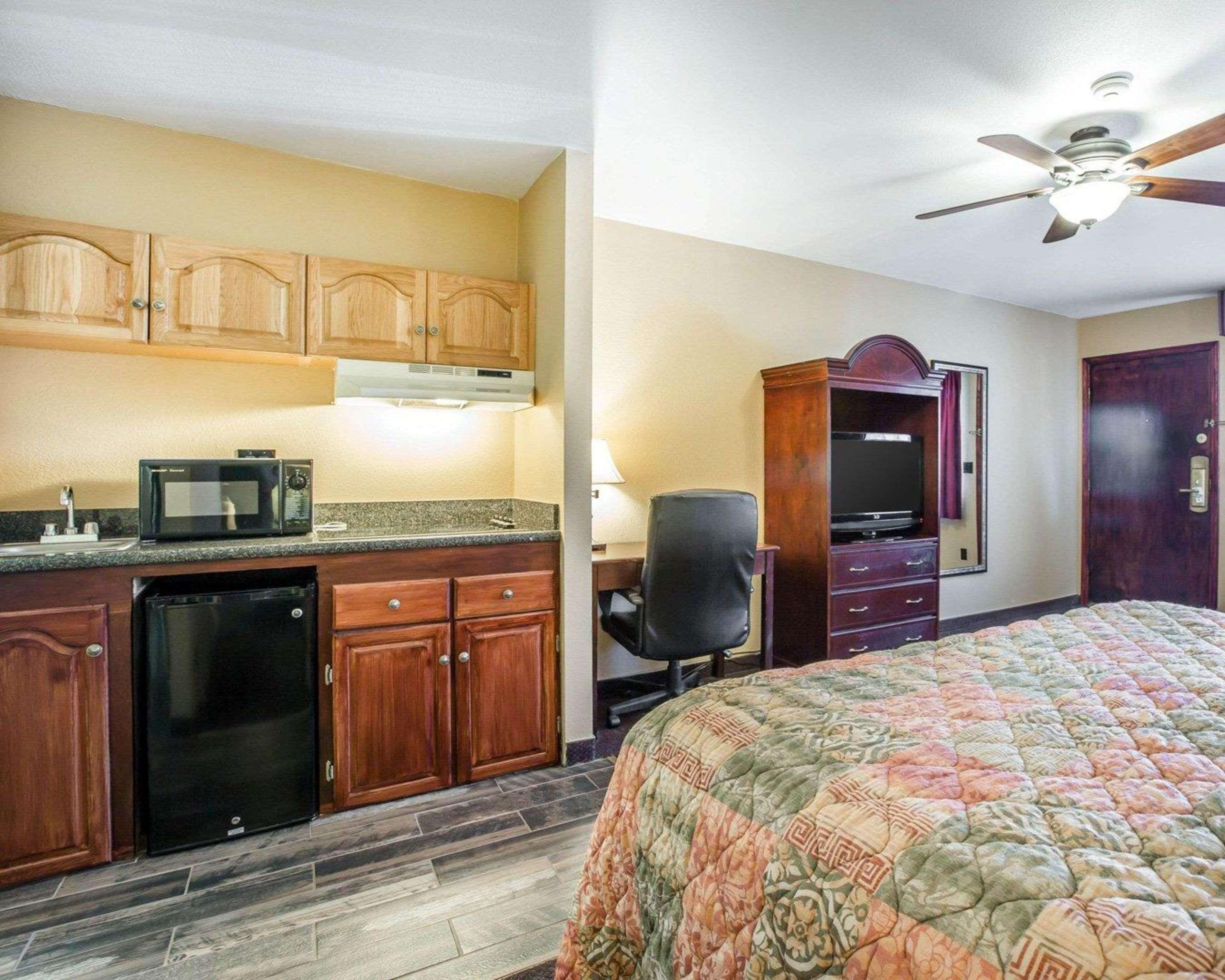 Quality Inn & Suites Cameron Park Shingle Springs Zewnętrze zdjęcie